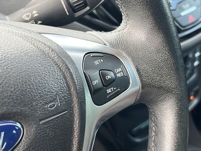 Ford B-MAX Gebrauchtwagen