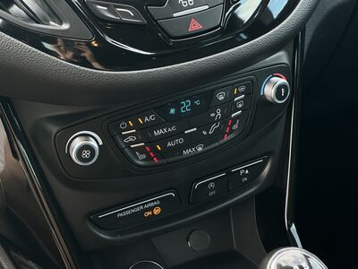Ford B-MAX Gebrauchtwagen