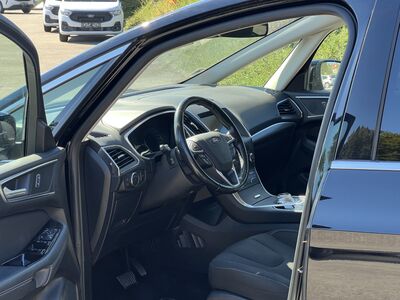 Ford S-MAX Gebrauchtwagen