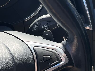 Ford S-MAX Gebrauchtwagen