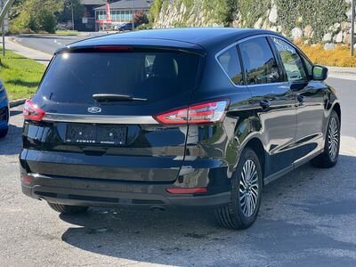 Ford S-MAX Gebrauchtwagen