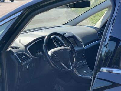 Ford S-MAX Gebrauchtwagen