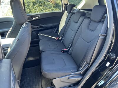 Ford S-MAX Gebrauchtwagen