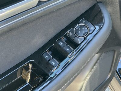 Ford S-MAX Gebrauchtwagen