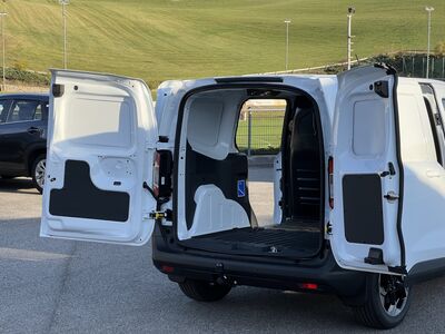 Ford Transit Courier Neuwagen