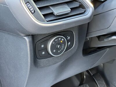 Ford Transit Courier Neuwagen