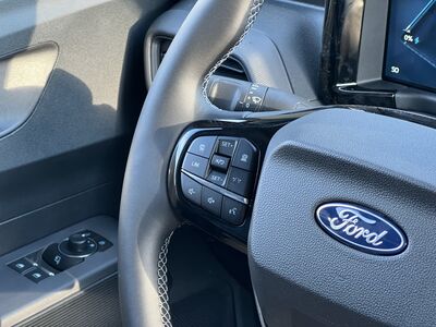 Ford Transit Courier Neuwagen