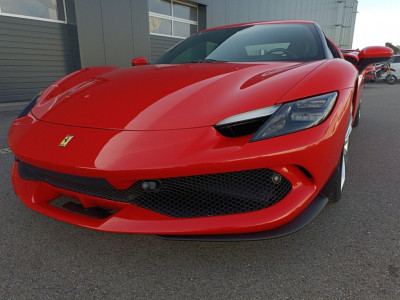 Ferrari 296 Vorführwagen
