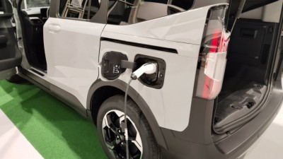 Ford Tourneo Courier Neuwagen