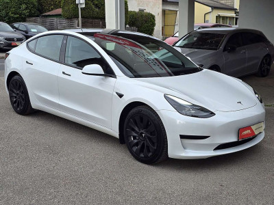 Tesla Model 3 Gebrauchtwagen