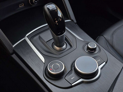 Alfa Romeo Stelvio Gebrauchtwagen Alfa Romeo Stelvio Gebrauchtwagen