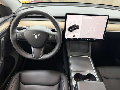 Tesla Model Y Gebrauchtwagen