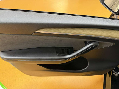 Tesla Model Y Gebrauchtwagen Tesla Model Y Gebrauchtwagen