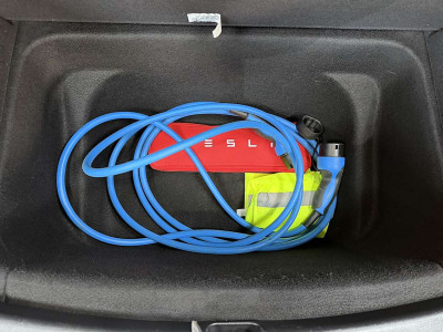 Tesla Model Y Gebrauchtwagen Tesla Model Y Gebrauchtwagen