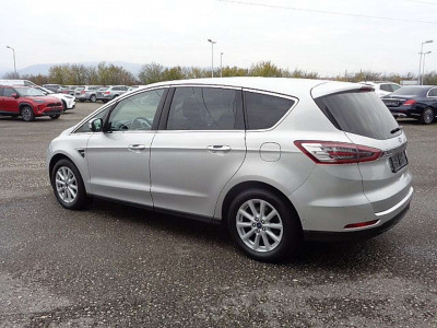 Ford S-MAX Gebrauchtwagen