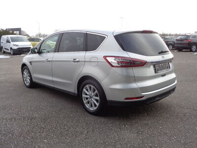 Ford S-MAX Gebrauchtwagen