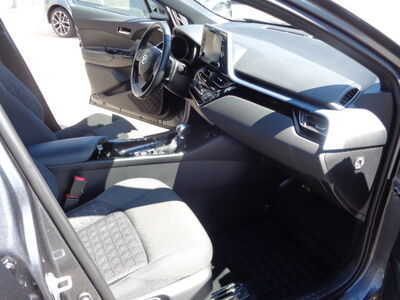 Toyota C-HR Gebrauchtwagen
