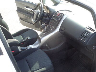 Toyota Auris Gebrauchtwagen Toyota Auris Gebrauchtwagen