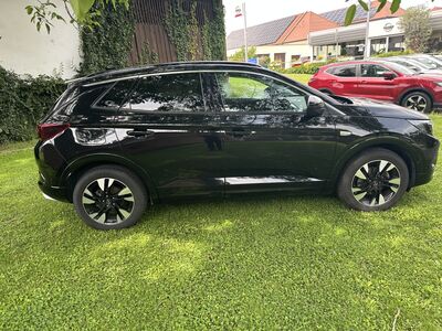 Opel Grandland X Gebrauchtwagen Opel Grandland X Gebrauchtwagen