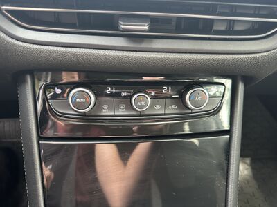 Opel Grandland X Gebrauchtwagen Opel Grandland X Gebrauchtwagen