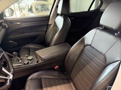 Alfa Romeo Stelvio Gebrauchtwagen Alfa Romeo Stelvio Gebrauchtwagen