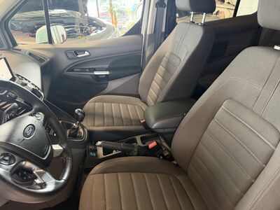 Ford Tourneo Connect Gebrauchtwagen