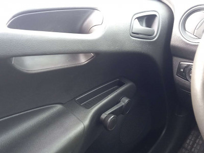 Ford Transit Courier Gebrauchtwagen