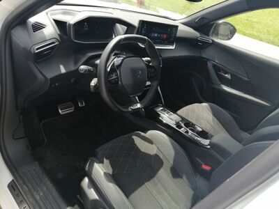 Peugeot 2008 Vorführwagen Peugeot 2008 Vorführwagen