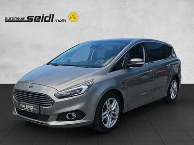 Ford S-MAX Gebrauchtwagen