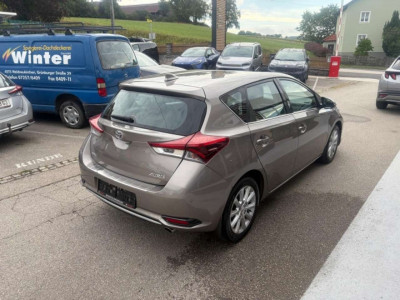Toyota Auris Gebrauchtwagen