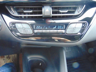 Toyota C-HR Gebrauchtwagen