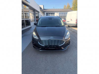 Ford S-MAX Gebrauchtwagen