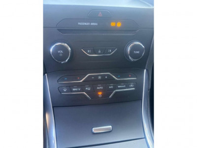 Ford S-MAX Gebrauchtwagen