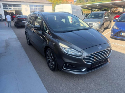 Ford S-MAX Gebrauchtwagen