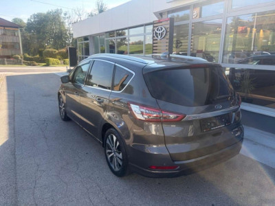 Ford S-MAX Gebrauchtwagen