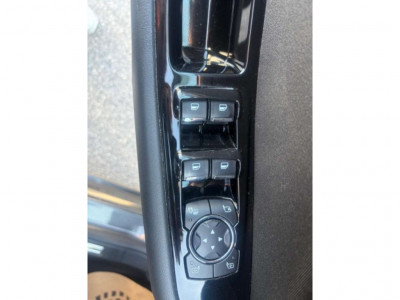 Ford S-MAX Gebrauchtwagen