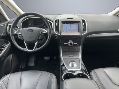 Ford S-MAX Gebrauchtwagen