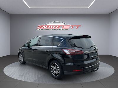 Ford S-MAX Gebrauchtwagen