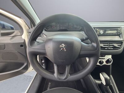 Peugeot 208 Gebrauchtwagen