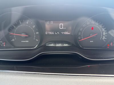 Peugeot 208 Gebrauchtwagen