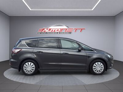 Ford S-MAX Gebrauchtwagen