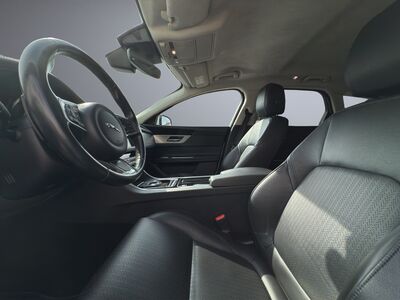 Jaguar XF Gebrauchtwagen