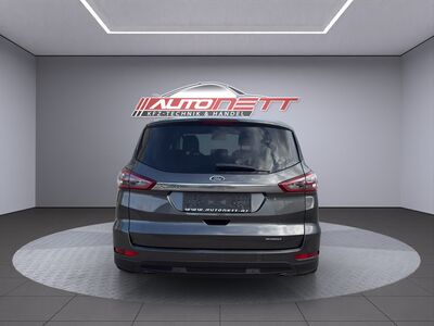 Ford S-MAX Gebrauchtwagen