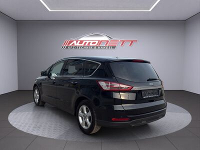 Ford S-MAX Gebrauchtwagen