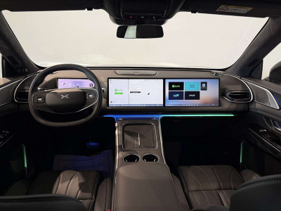Xpeng G9 Neuwagen Xpeng G9 Neuwagen