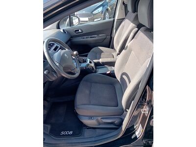 Peugeot 5008 Gebrauchtwagen Peugeot 5008 Gebrauchtwagen