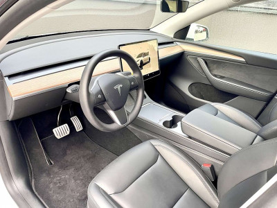 Tesla Model Y Gebrauchtwagen