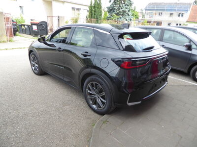 Lexus LBX Tageszulassung