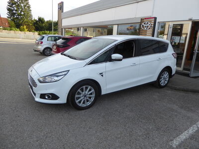 Ford S-MAX Gebrauchtwagen