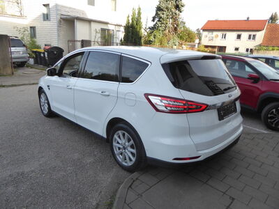 Ford S-MAX Gebrauchtwagen